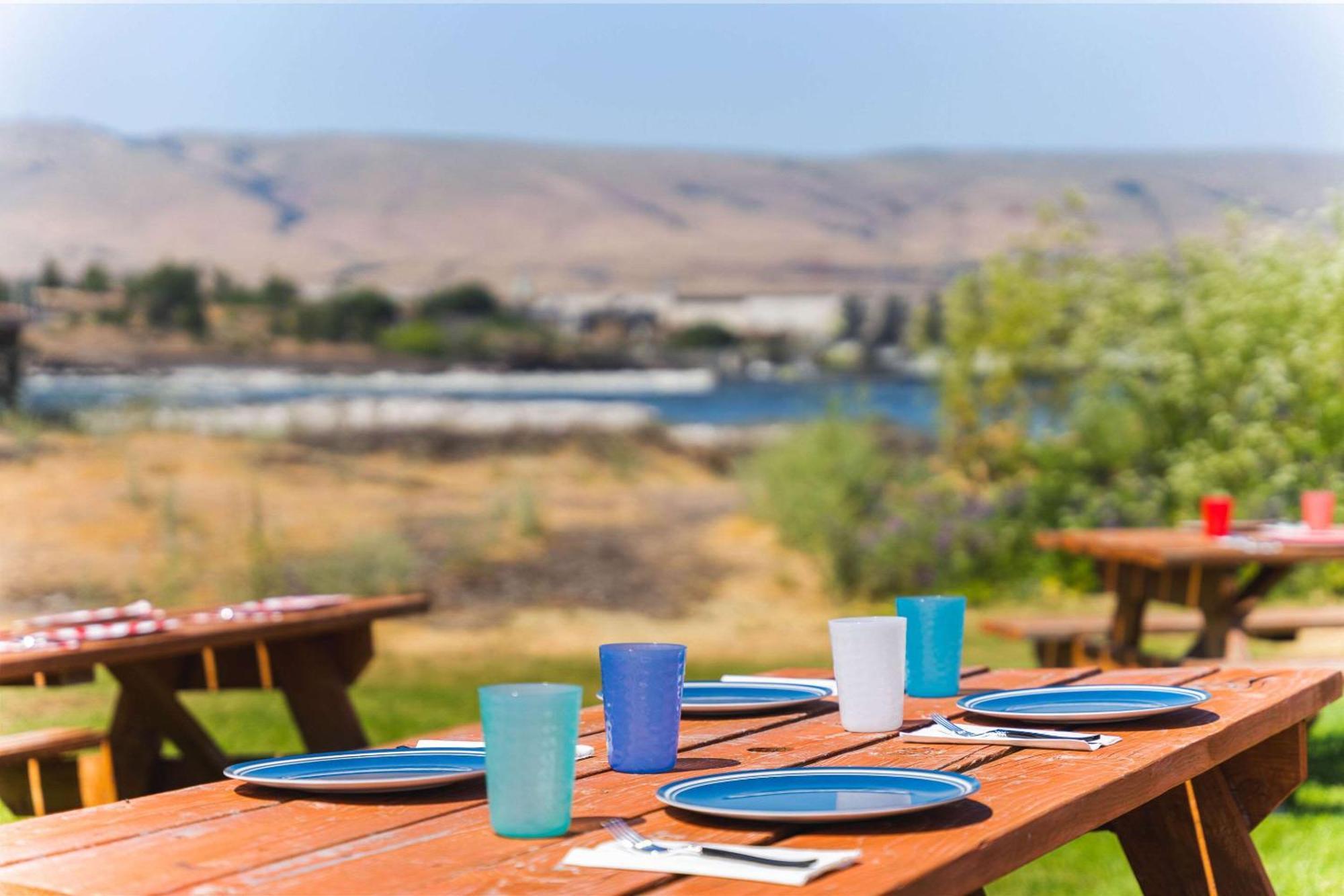 Columbia River Hotel, Ascend Hotel Collection The Dalles Extérieur photo